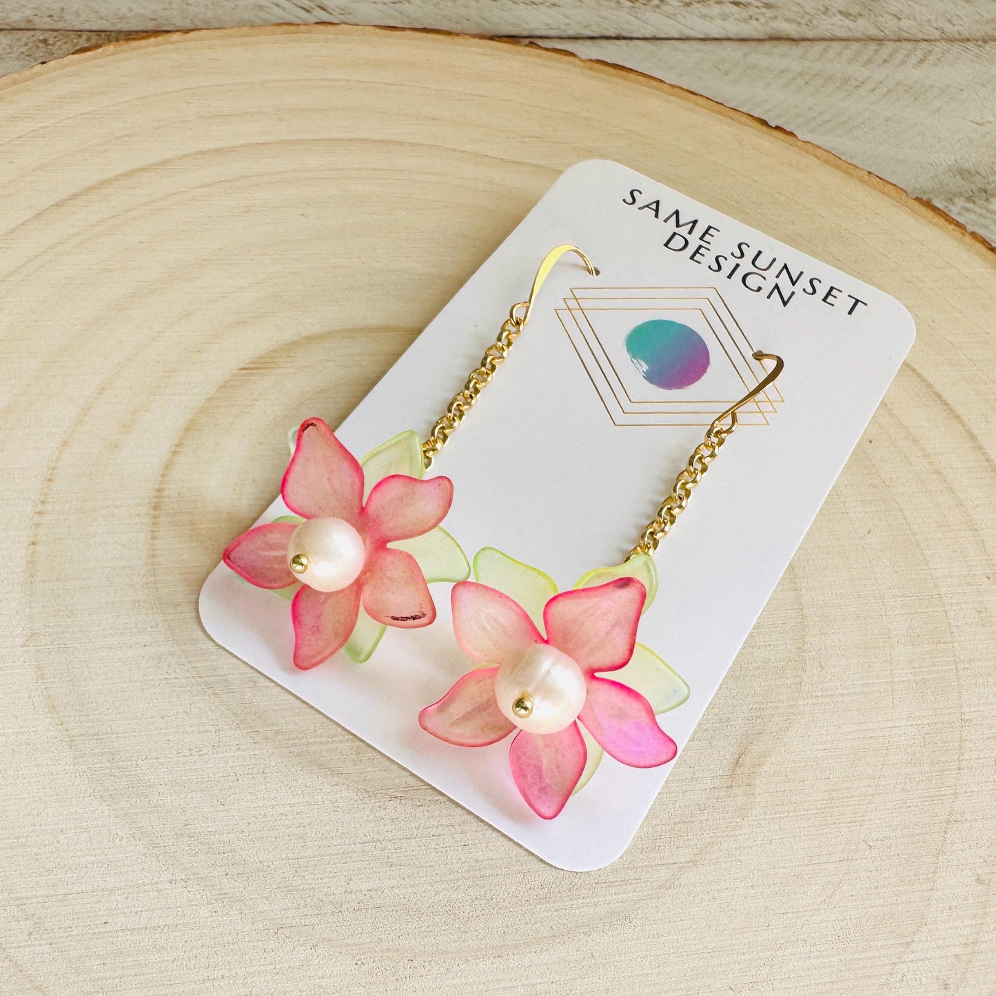 Flower Earrings, Pearl Earrings Dangle, Cottagecore Jewelry, Boho Jewelry for Bride, Plant Mom Gift, Coquette Gifts for Friend, Teacher Gift