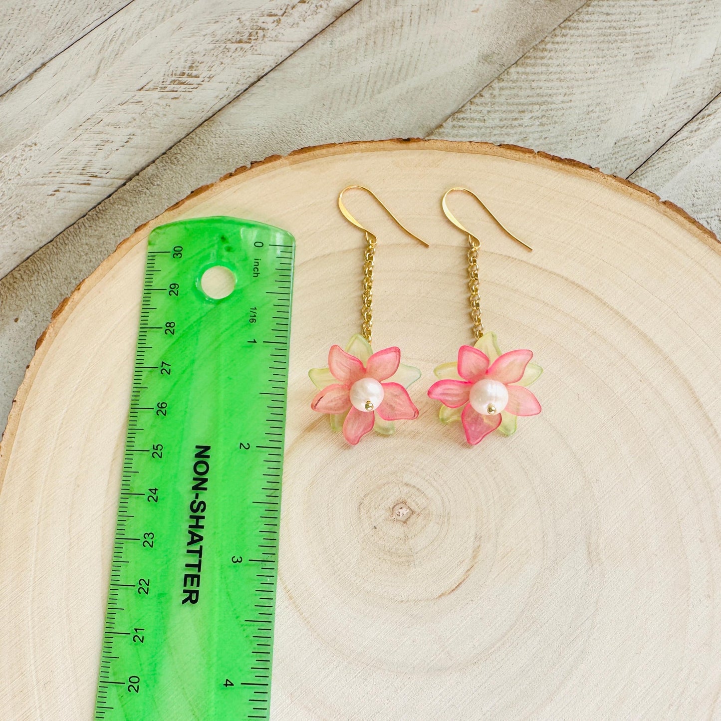 Flower Earrings, Pearl Earrings Dangle, Cottagecore Jewelry, Boho Jewelry for Bride, Plant Mom Gift, Coquette Gifts for Friend, Teacher Gift