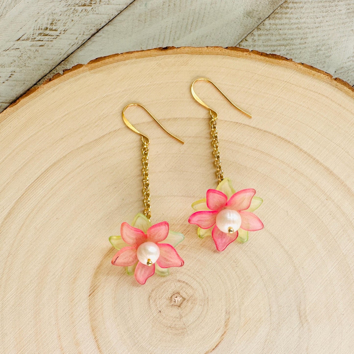 Flower Earrings, Pearl Earrings Dangle, Cottagecore Jewelry, Boho Jewelry for Bride, Plant Mom Gift, Coquette Gifts for Friend, Teacher Gift