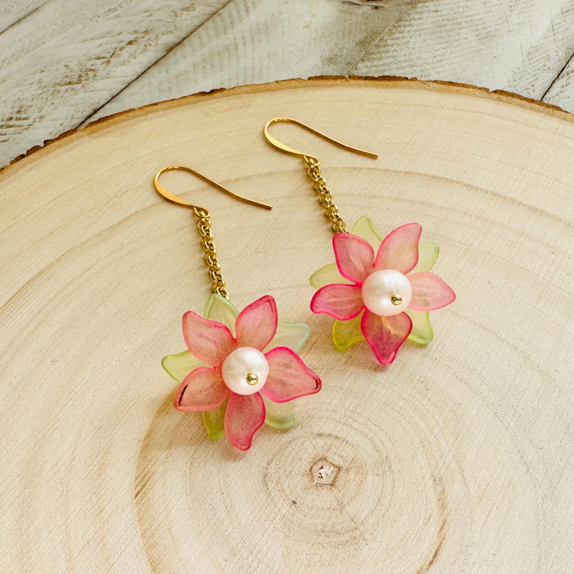 Flower Earrings, Pearl Earrings Dangle, Cottagecore Jewelry, Boho Jewelry for Bride, Plant Mom Gift, Coquette Gifts for Friend, Teacher Gift