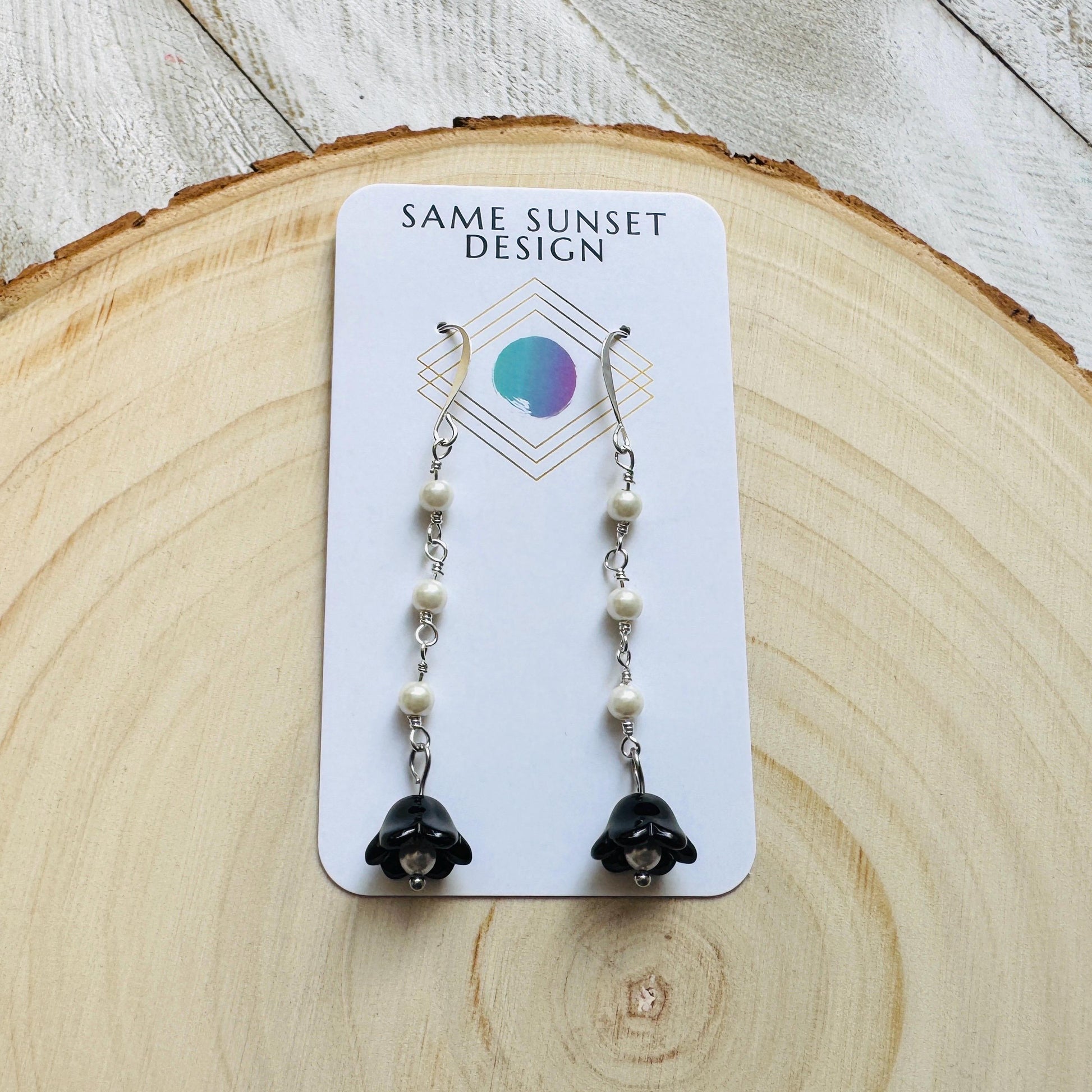 Glass Flower Earrings, Silver Earrings, Pearl Earrings Dangle, Goth Earrings, Bridesmaid Jewelry, Cottagecore Jewelry, Plant Mom Gift