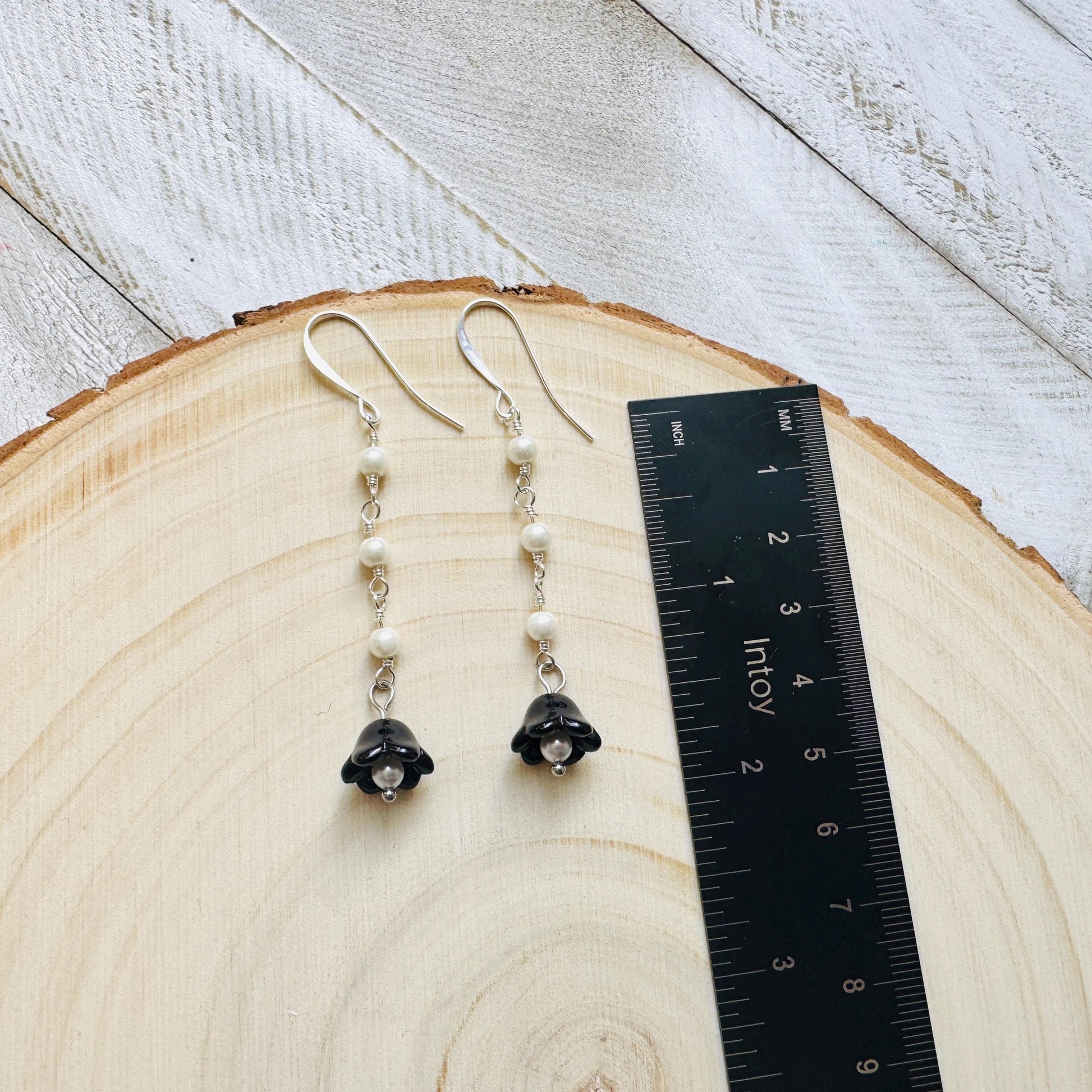 Glass Flower Earrings, Silver Earrings, Pearl Earrings Dangle, Goth Earrings, Bridesmaid Jewelry, Cottagecore Jewelry, Plant Mom Gift