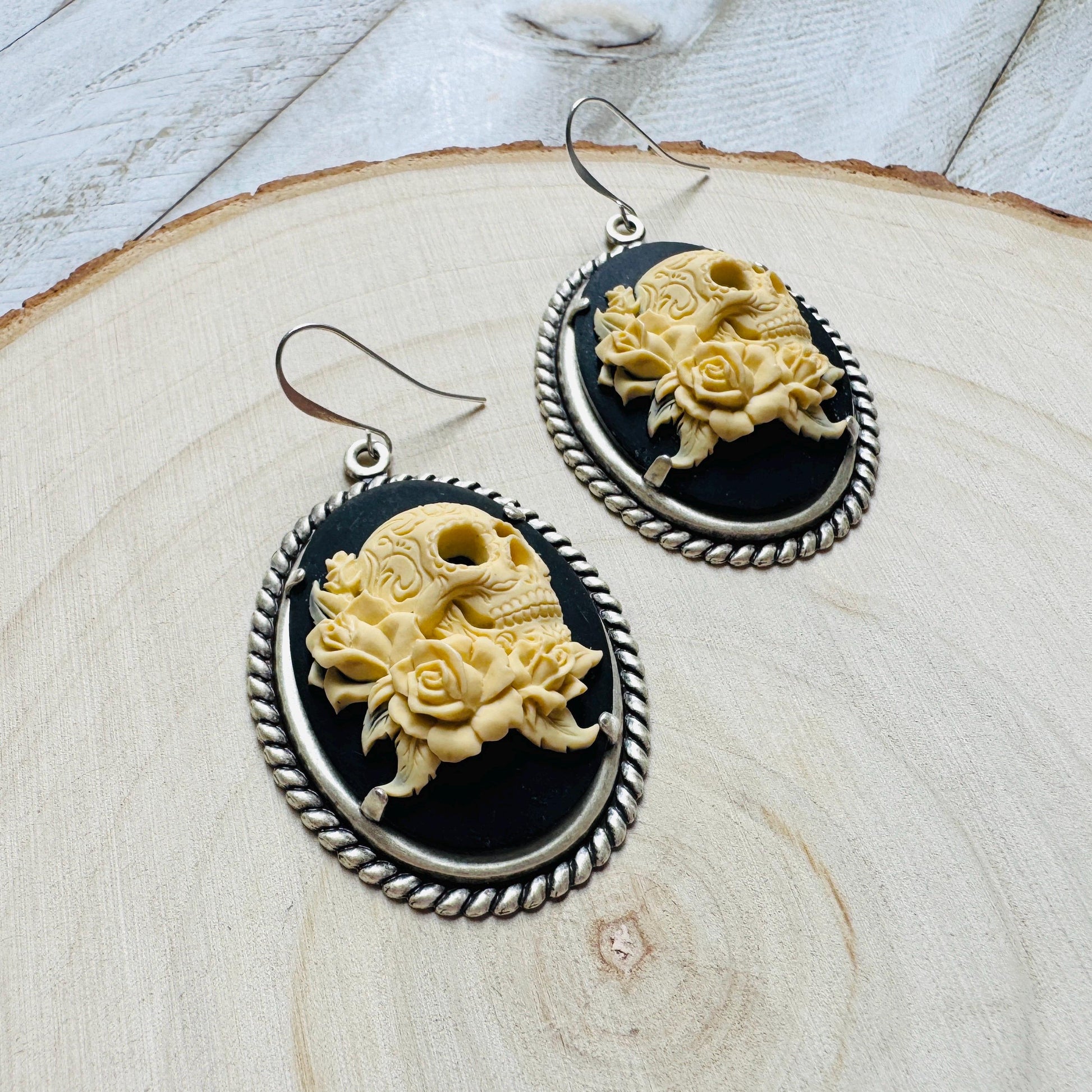 Skull Earrings, Cameo Earrings Silver, Witchy Earrings, Whimsigoth Earrings, Gothic Earrings Men, Halloween Gift For Women, Birthday Present