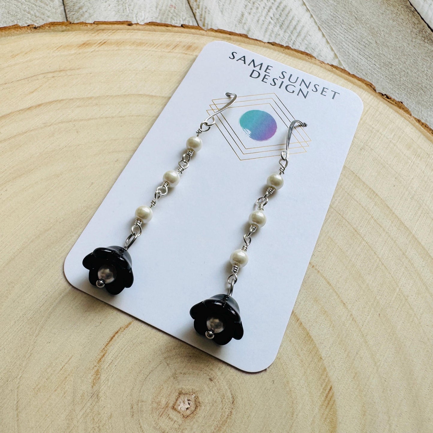 Glass Flower Earrings, Silver Earrings, Pearl Earrings Dangle, Goth Earrings, Bridesmaid Jewelry, Cottagecore Jewelry, Plant Mom Gift