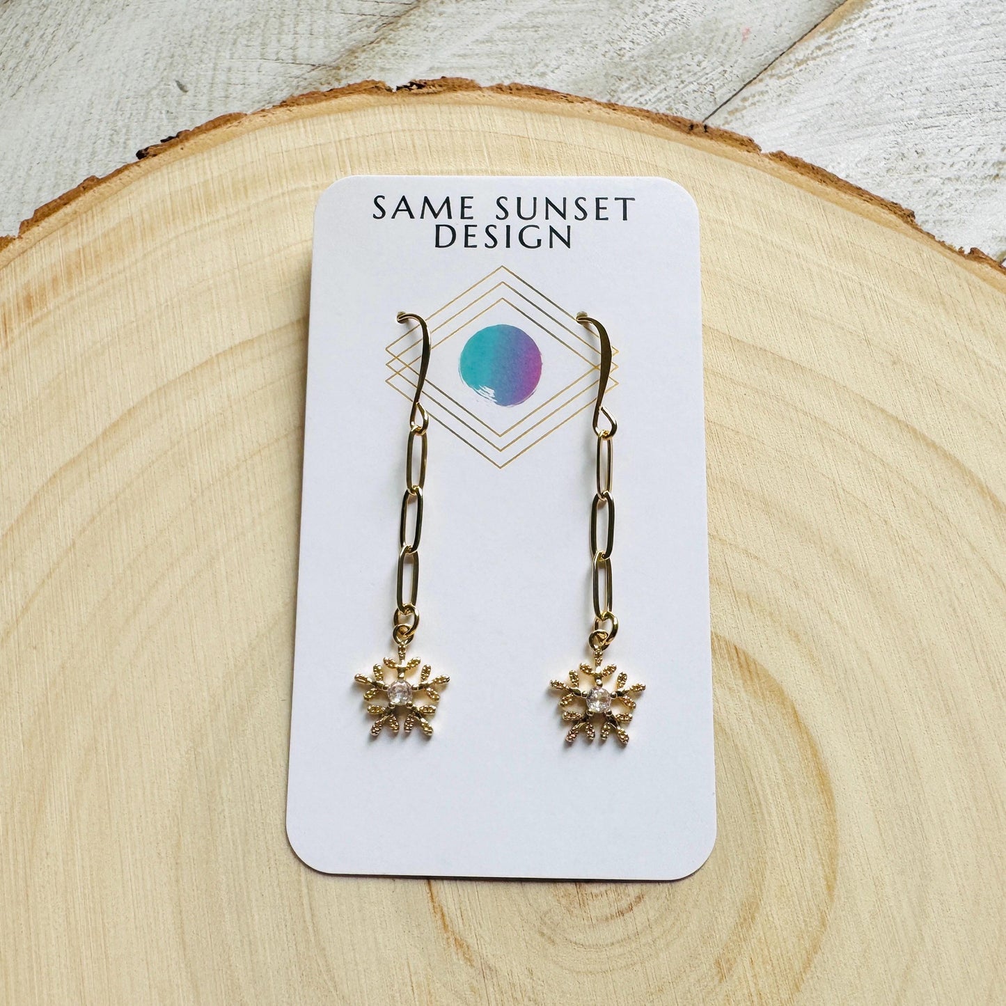 Snowflake Earrings, Holiday Earrings Dangle, Winter Earrings Dangle, Coquette Gifts for Girls, Teacher Gift, Friend Gifts for Birthday