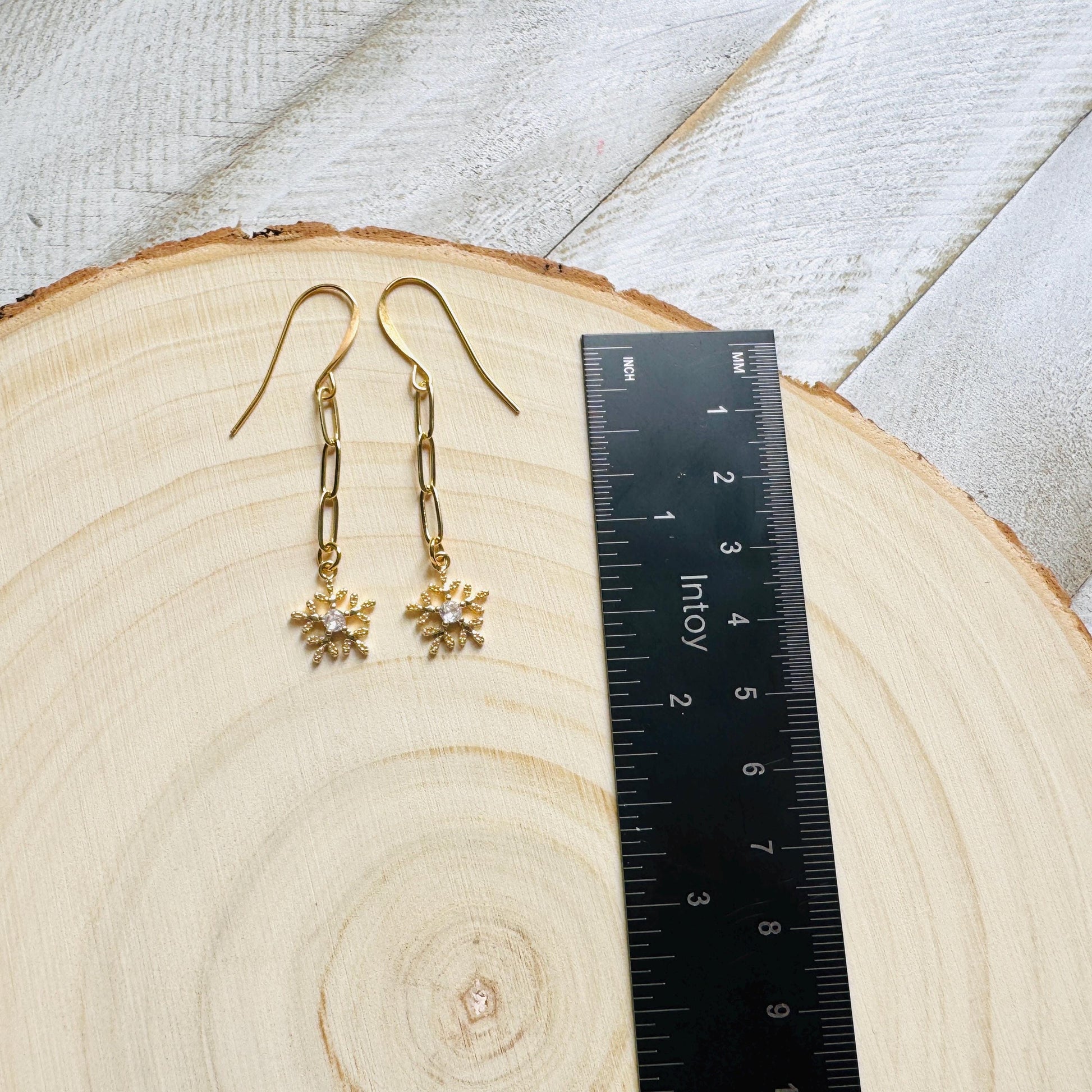 Snowflake Earrings, Holiday Earrings Dangle, Winter Earrings Dangle, Coquette Gifts for Girls, Teacher Gift, Friend Gifts for Birthday