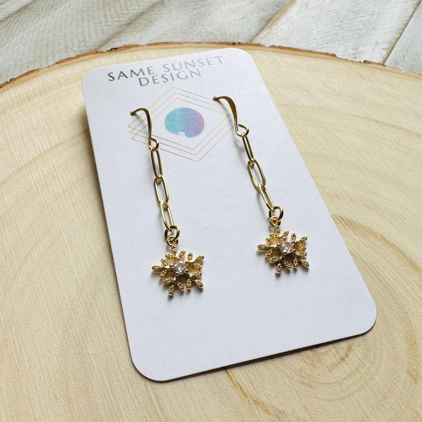 Snowflake Earrings, Holiday Earrings Dangle, Winter Earrings Dangle, Coquette Gifts for Girls, Teacher Gift, Friend Gifts for Birthday