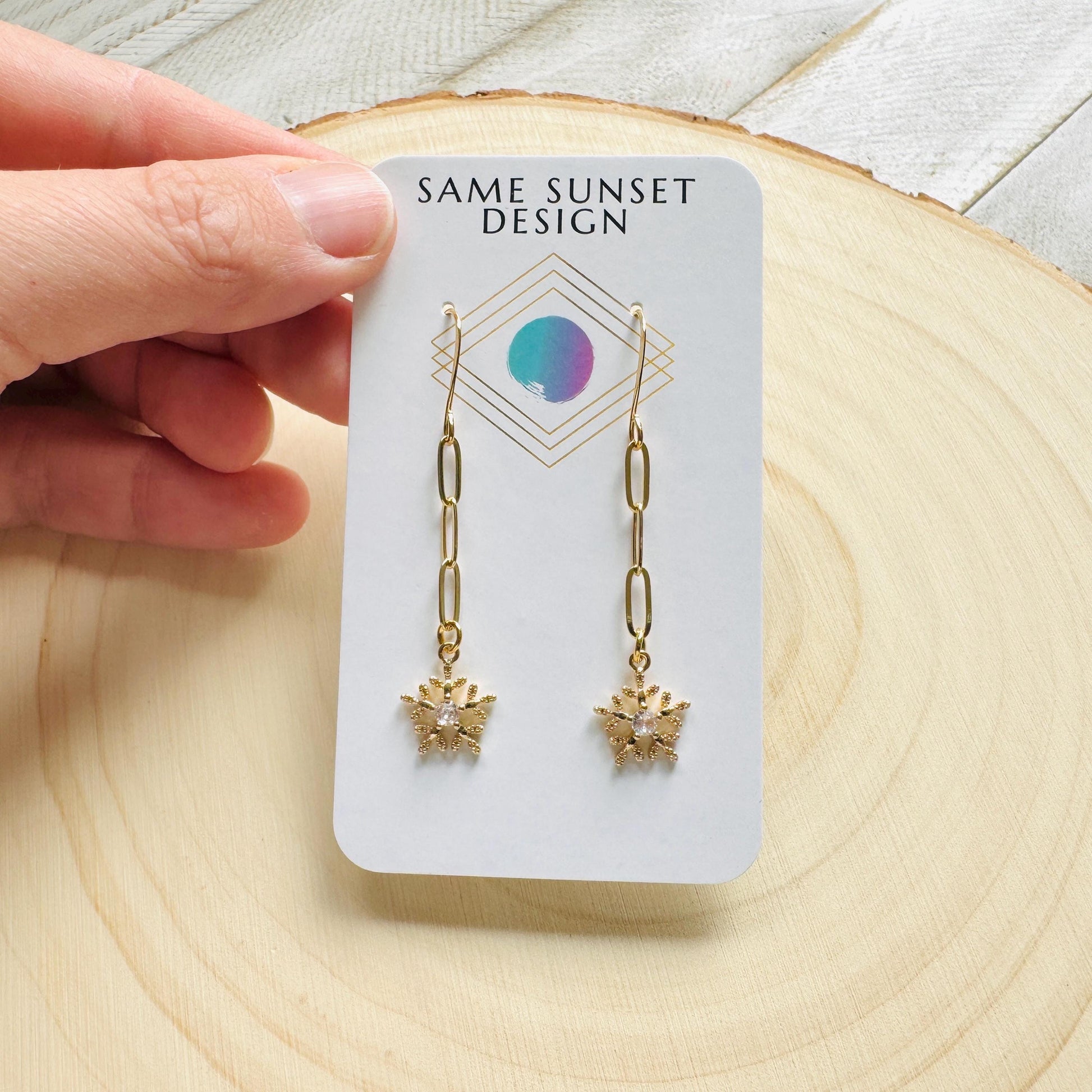 Snowflake Earrings, Holiday Earrings Dangle, Winter Earrings Dangle, Coquette Gifts for Girls, Teacher Gift, Friend Gifts for Birthday