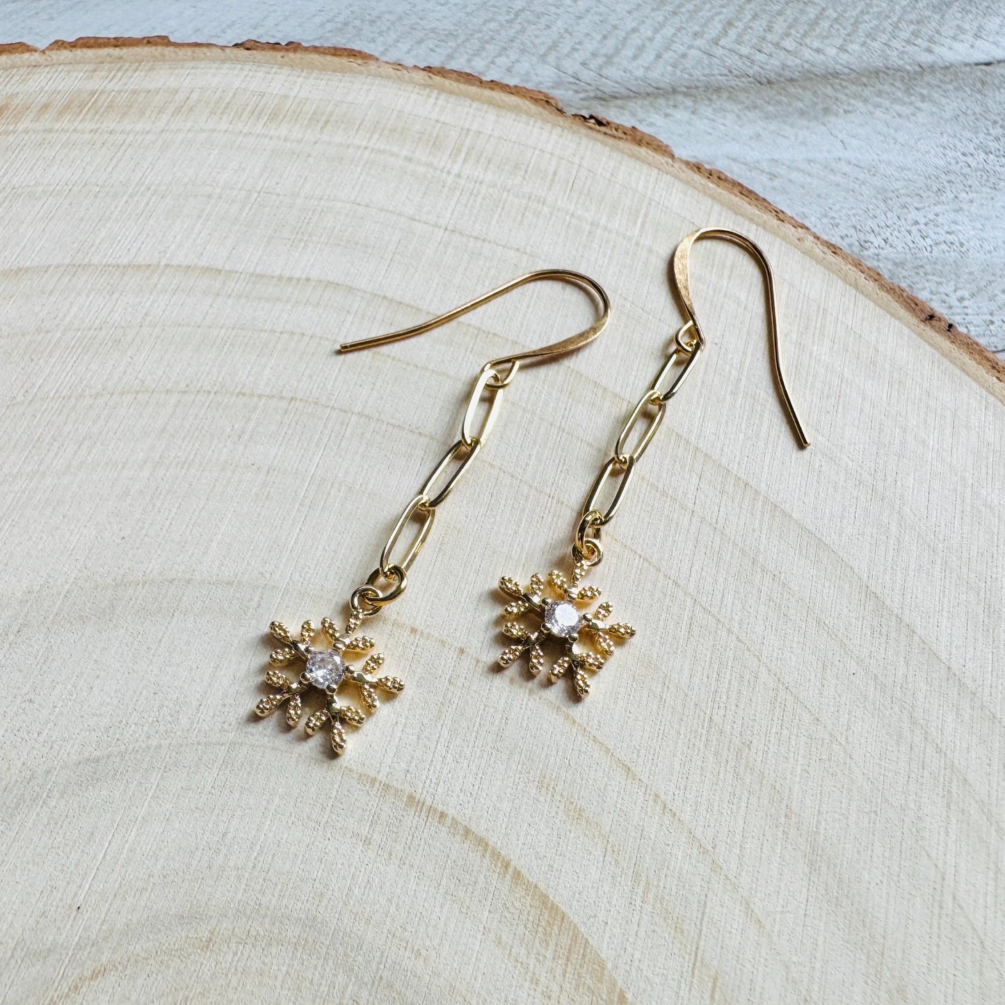 Snowflake Earrings, Holiday Earrings Dangle, Winter Earrings Dangle, Coquette Gifts for Girls, Teacher Gift, Friend Gifts for Birthday