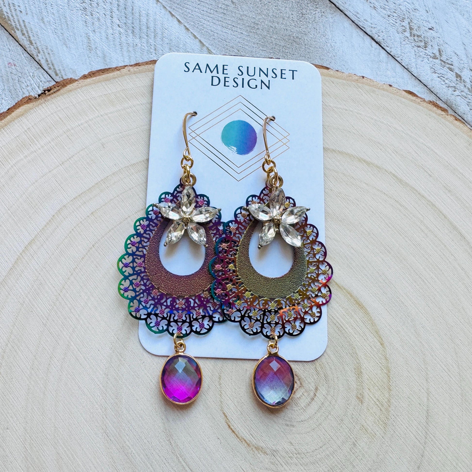 Quartz Earrings, Flower Jewelry, Fairycore Jewelry Gold, Whimsical Gifts, Boho Chic, College Gifts for Daughter, Friend Gifts for Birthday