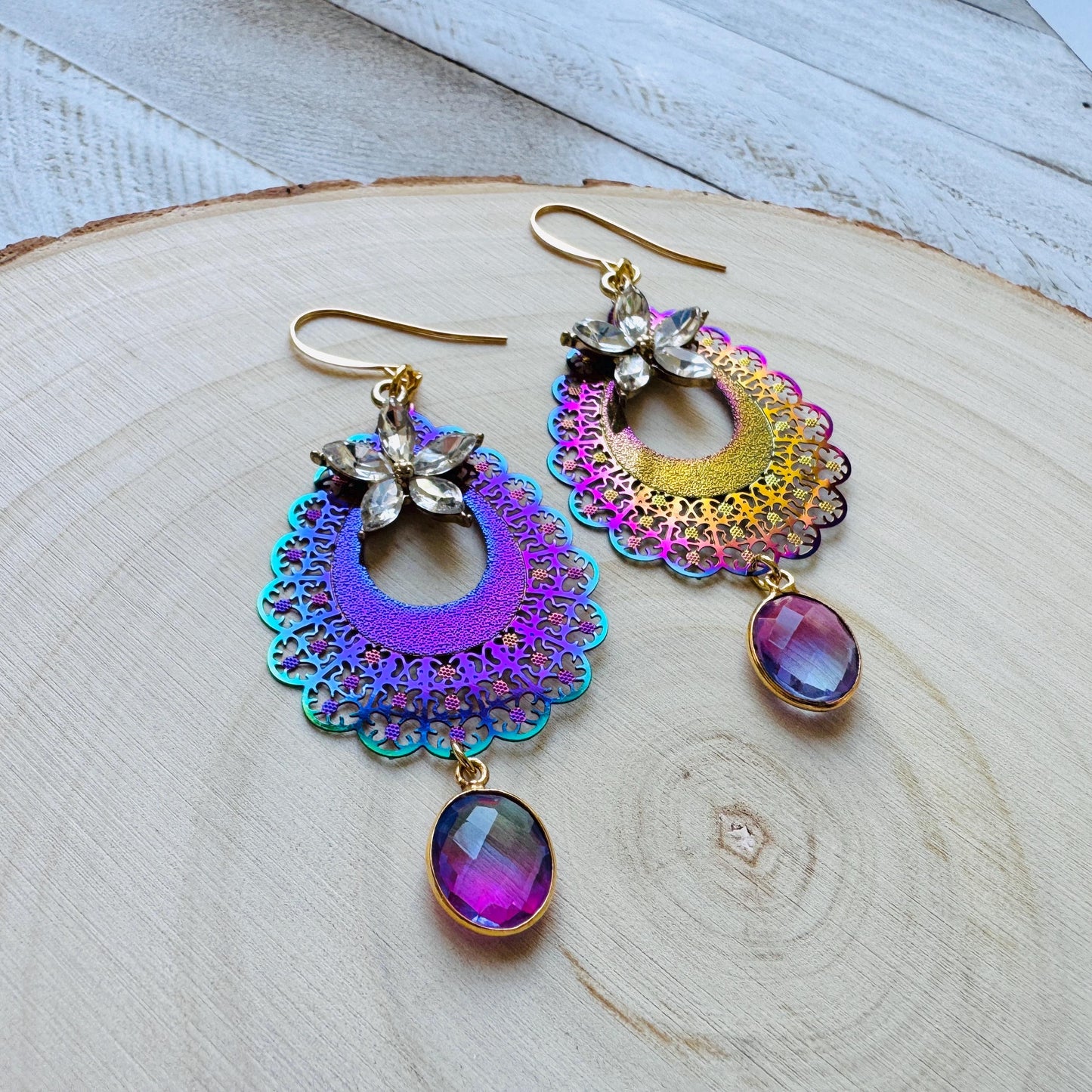 Quartz Earrings, Flower Jewelry, Fairycore Jewelry Gold, Whimsical Gifts, Boho Chic, College Gifts for Daughter, Friend Gifts for Birthday