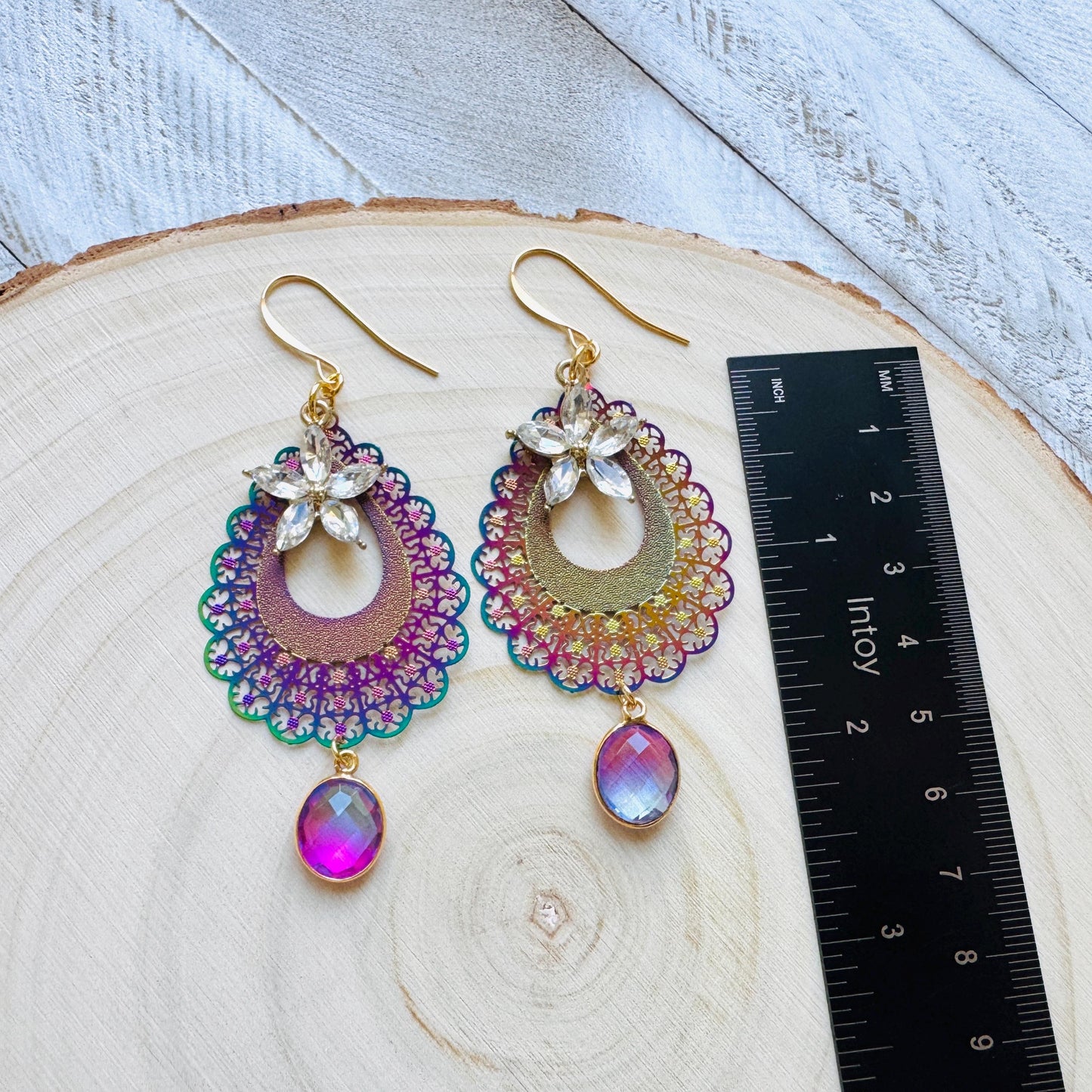 Quartz Earrings, Flower Jewelry, Fairycore Jewelry Gold, Whimsical Gifts, Boho Chic, College Gifts for Daughter, Friend Gifts for Birthday