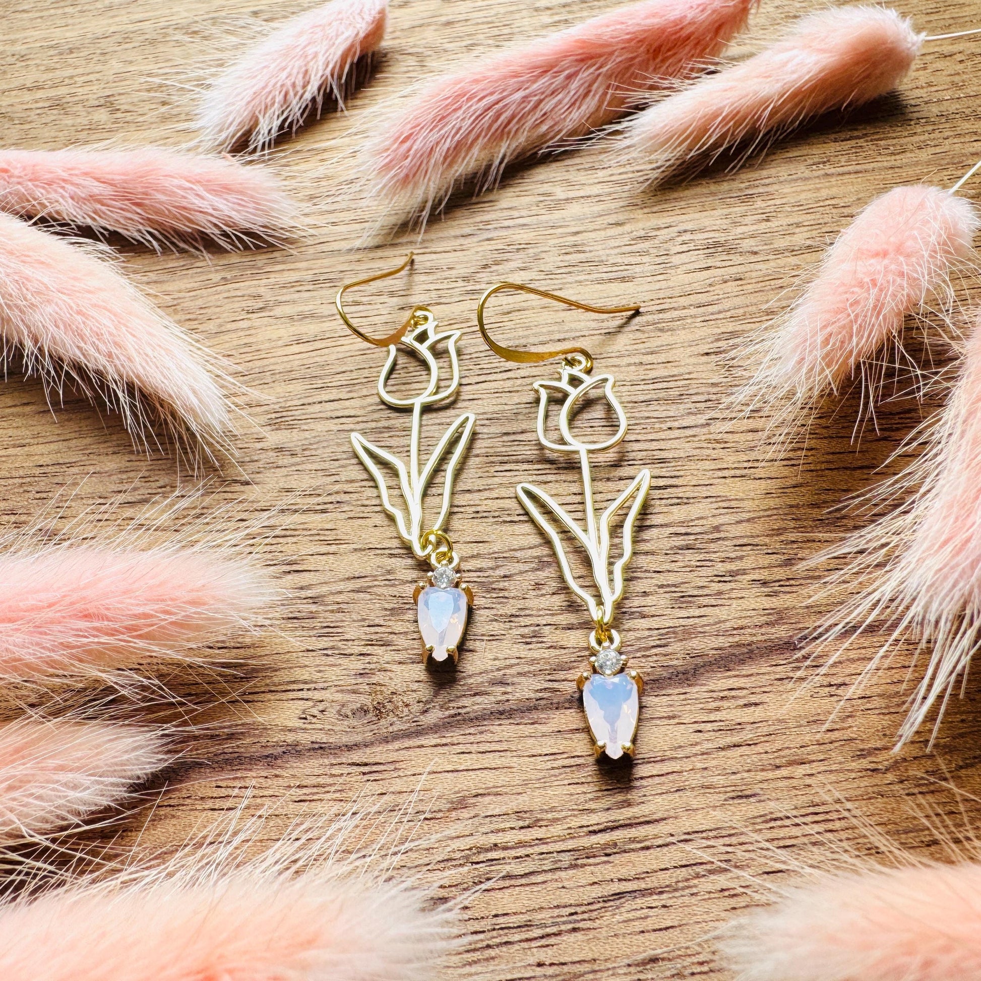 Flower Earrings, Tulip Earrings, Botanical Earrings, Cottagecore Jewelry, Anniversary Gift for Girlfriend, Valentines Gift for Her Jewelry