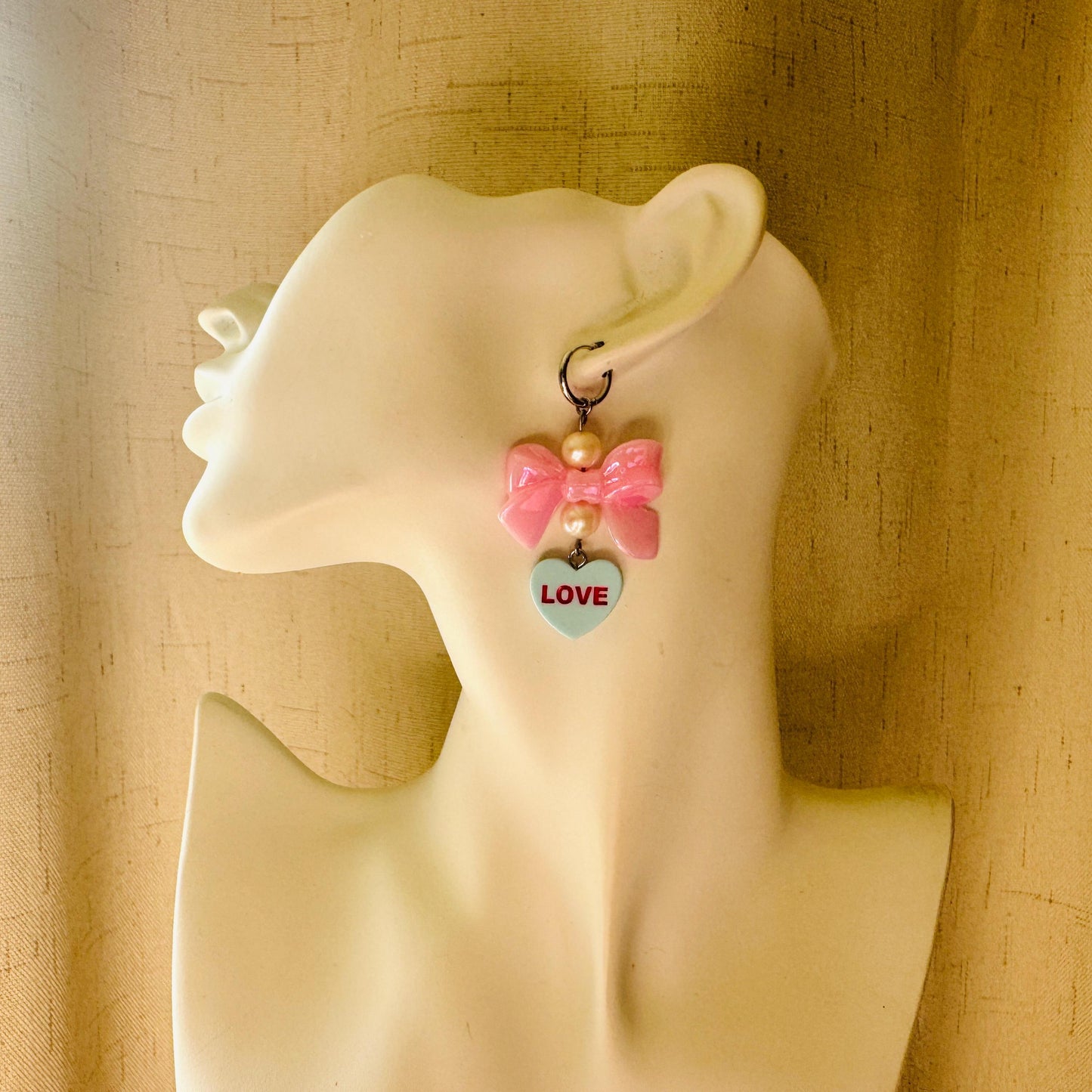 Heart Earrings, Pearl Earrings, Huggie Hoops, Tween Jewelry, Bow Earrings, Best Friend Valentine’s Day Gift, Coquette Gifts for Friend