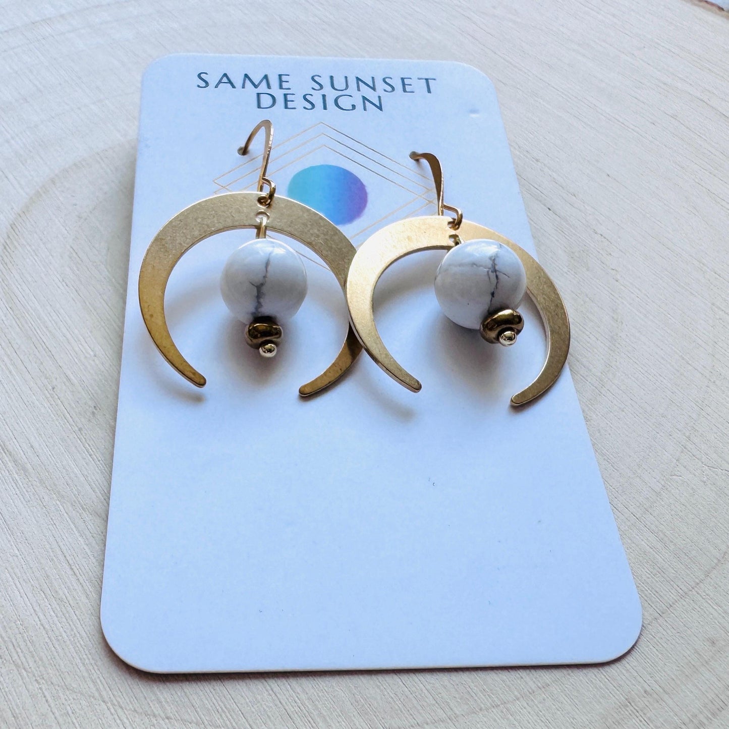 Howlite Earrings, Witchy Earrings, Celestial Earrings Gold, Beachy Jewelry, Moon Earrings Dangle, Friend Gifts for Birthday, Teacher Gift