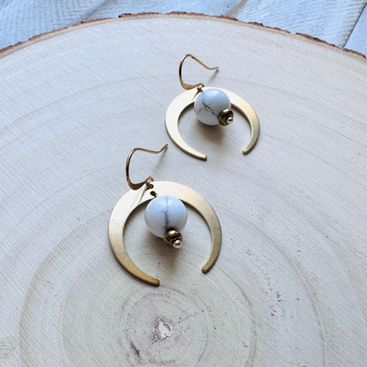 Howlite Earrings, Witchy Earrings, Celestial Earrings Gold, Beachy Jewelry, Moon Earrings Dangle, Friend Gifts for Birthday, Teacher Gift