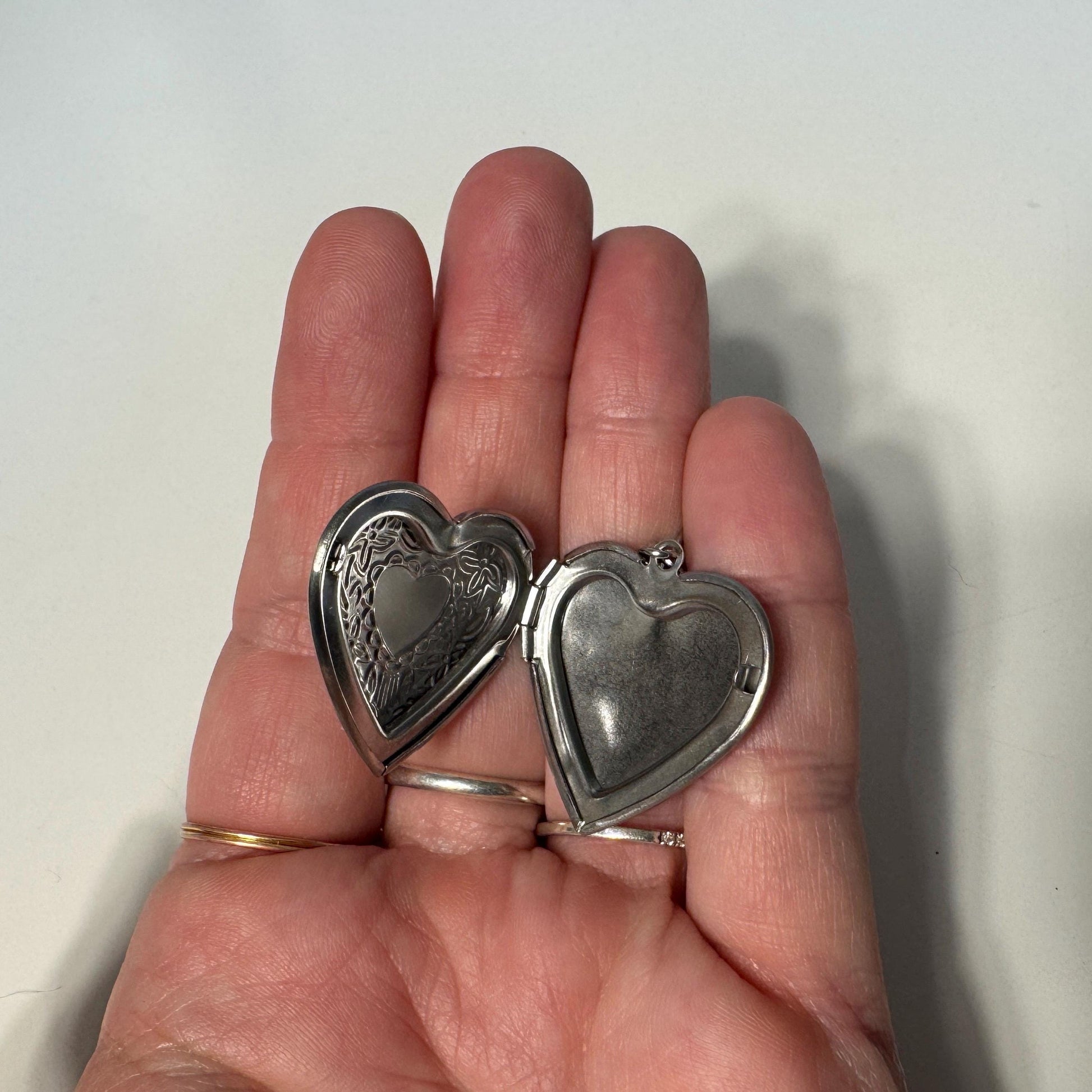 Heart Locket Earrings, Heart Earrings, Goth Earrings, Galentines Day Earrings, Valentines Gift For Her Jewelry, Anniversary Gift for Wife