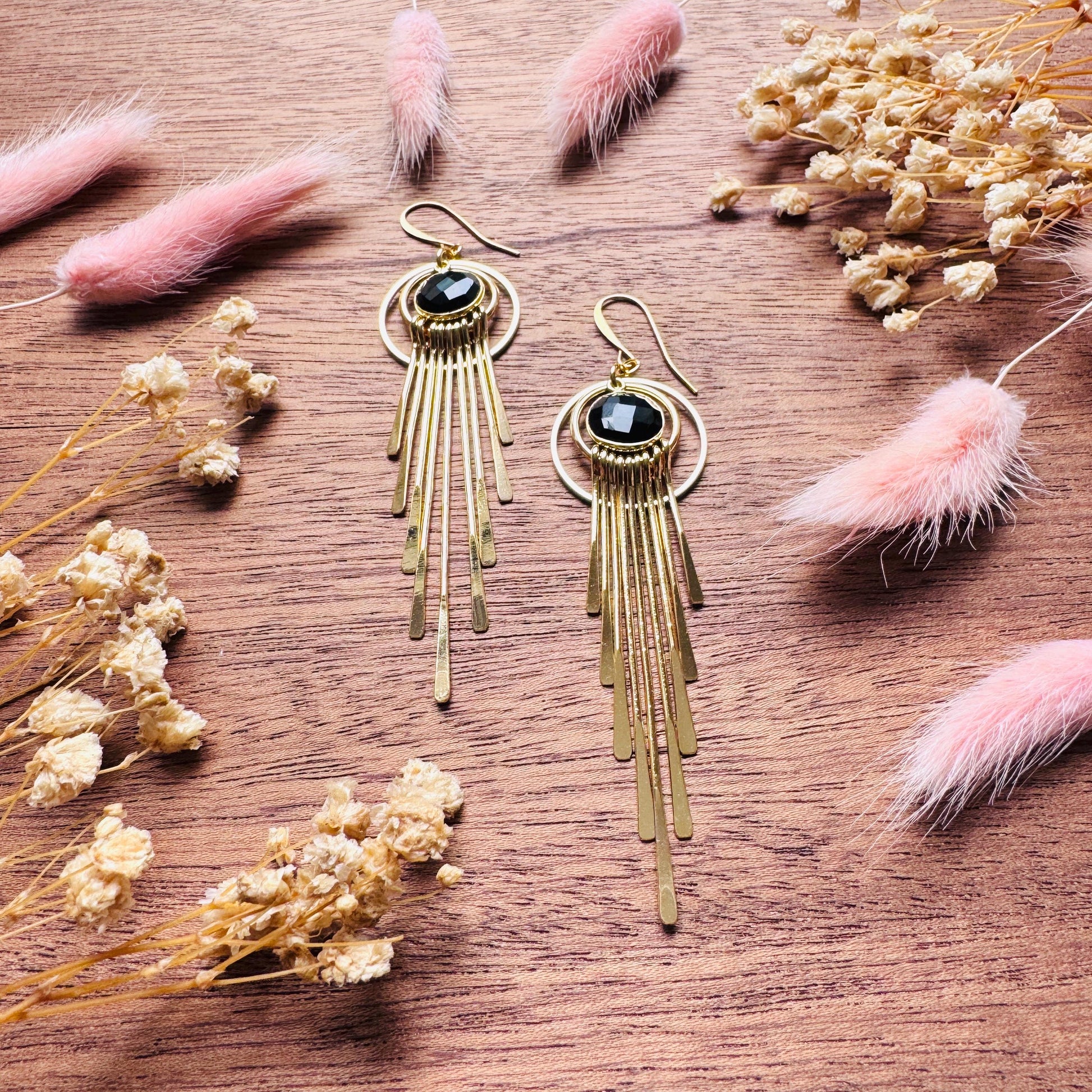 Onyx Earrings Dangle, Fringe Earrings, Witchy Earrings, Boho Earrings Gold, Gemstone Earrings, Art Deco Earrings, Bridal Jewelry, Black