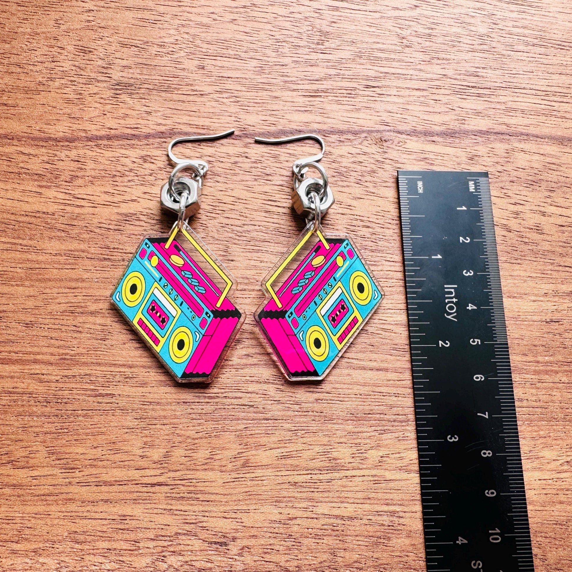 Boombox Earrings, 90s Vibes, 80s Aesthetic, Trendy Jewelry 2026, Vintage Style Earrings, Tween Jewelry, Goth Girl Gifts, Retro, Fun Jewelry