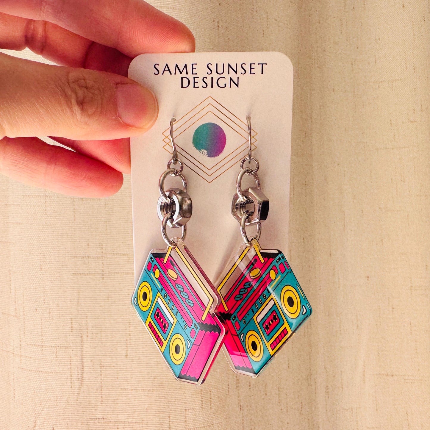 Boombox Earrings, 90s Vibes, 80s Aesthetic, Trendy Jewelry 2026, Vintage Style Earrings, Tween Jewelry, Goth Girl Gifts, Retro, Fun Jewelry
