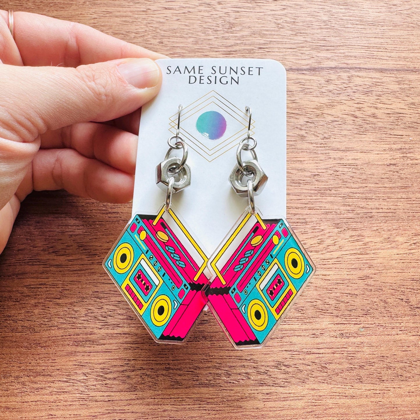 Boombox Earrings, 90s Vibes, 80s Aesthetic, Trendy Jewelry 2026, Vintage Style Earrings, Tween Jewelry, Goth Girl Gifts, Retro, Fun Jewelry