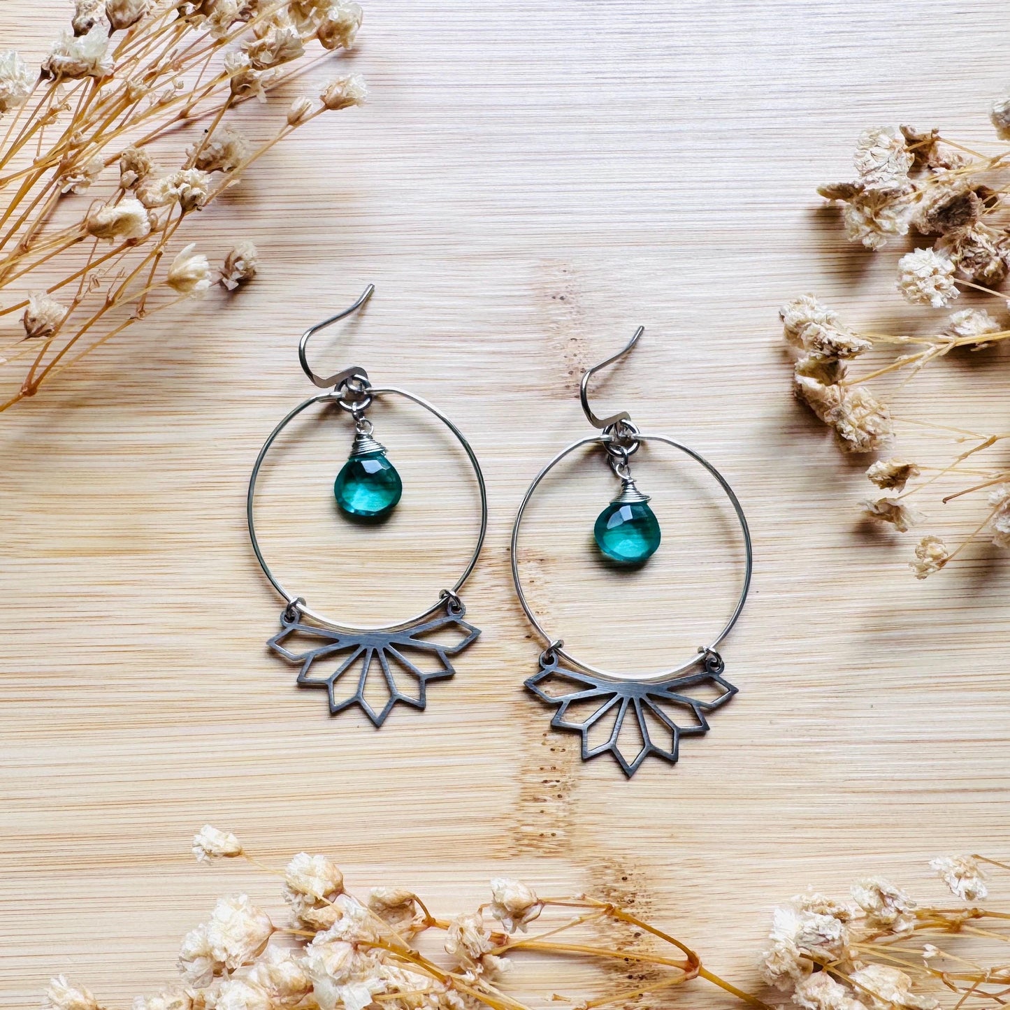 Apatite Earrings, Silver Hoop Earrings, Green Earrings, Natural Gemstone Jewelry, Wedding Jewelry, Boho Chic, Mothers Day Gift Ideas