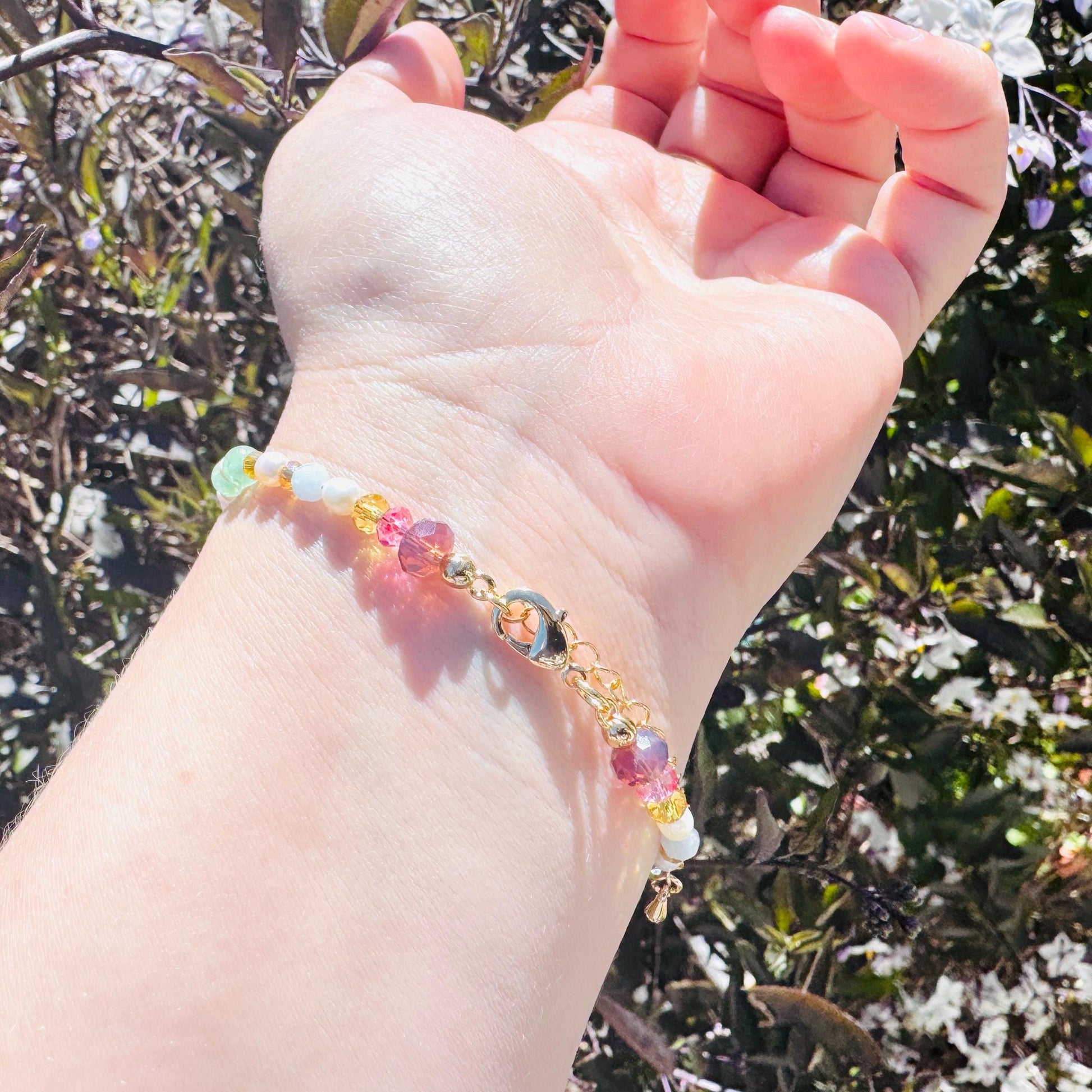 Beaded Bracelets for Women, Pearl Bracelet, Flower Bracelet, Fairycore Bracelet, Mothers Day Gift from Son, Coquette Gifts, Kawaii Gifts