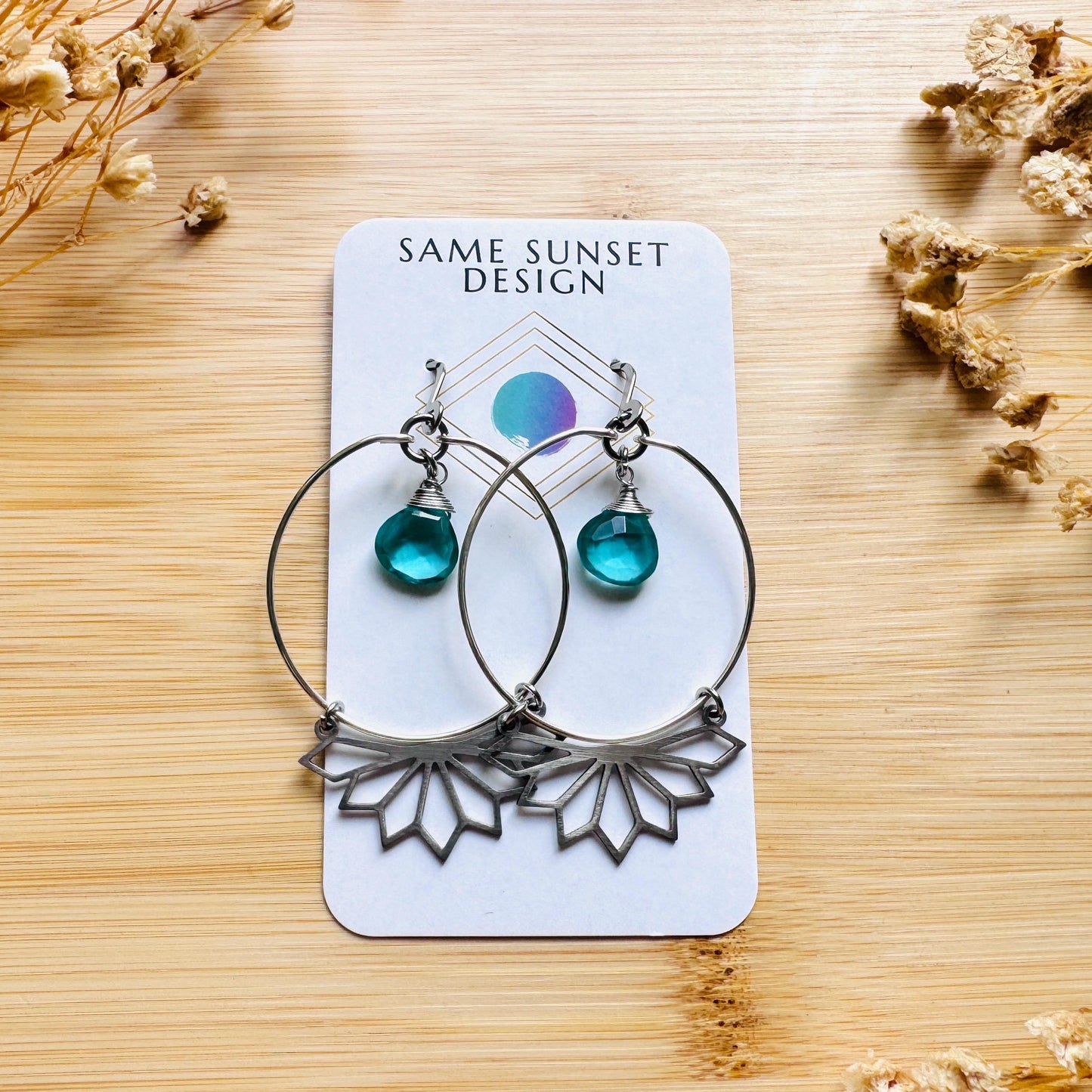 Apatite Earrings, Silver Hoop Earrings, Green Earrings, Natural Gemstone Jewelry, Wedding Jewelry, Boho Chic, Mothers Day Gift Ideas