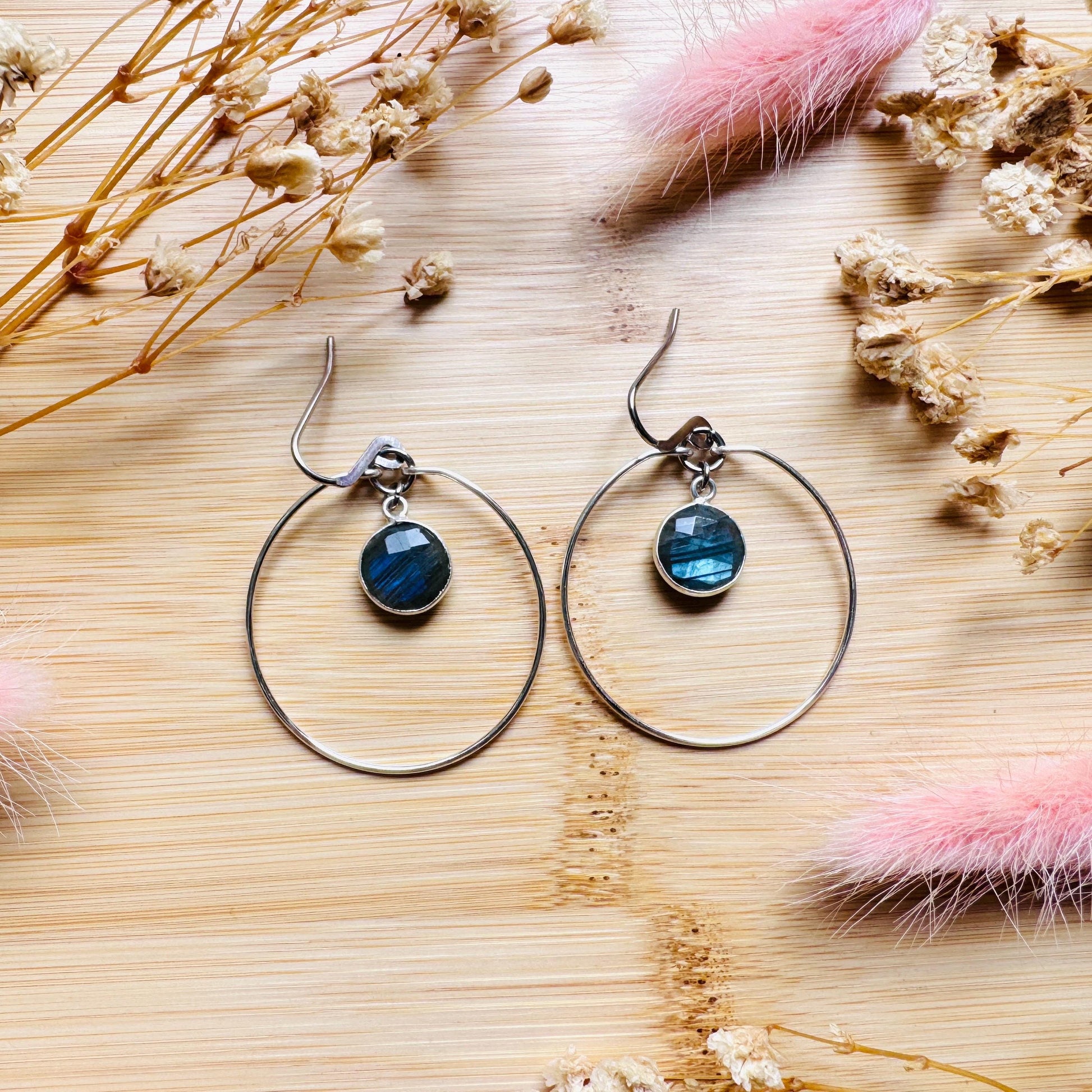 Labradorite Earrings, Silver Hoop Earrings, Natural Gemstone Jewelry, Wedding Jewelry, Trendy Jewelry 2026, Boho, Mothers Day Gift Ideas