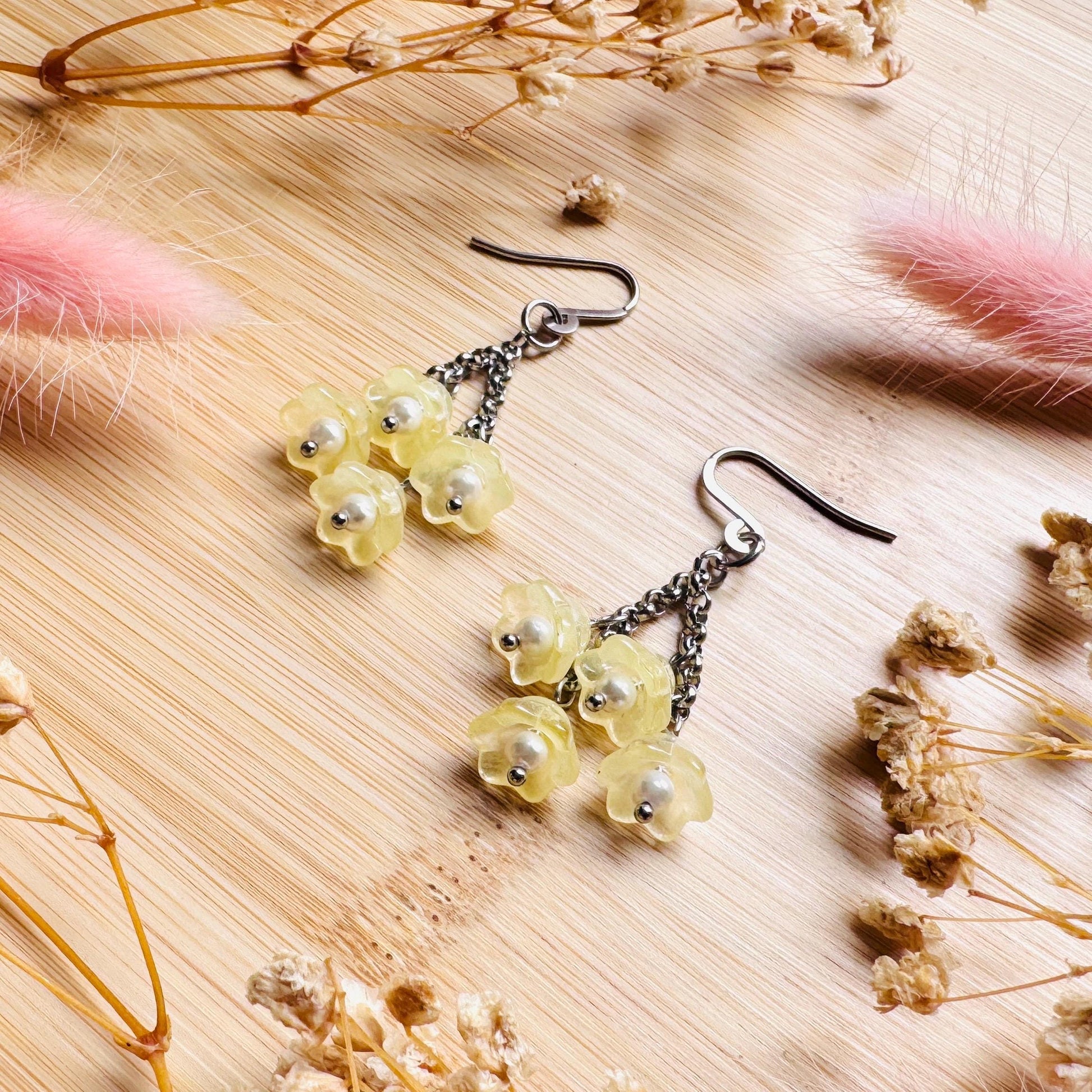Glass Flower Earrings, Silver Earrings, Pearl Earrings Dangle, Goth Earrings, Bridesmaid Jewelry, Cottagecore Jewelry, Kawaii Gifts