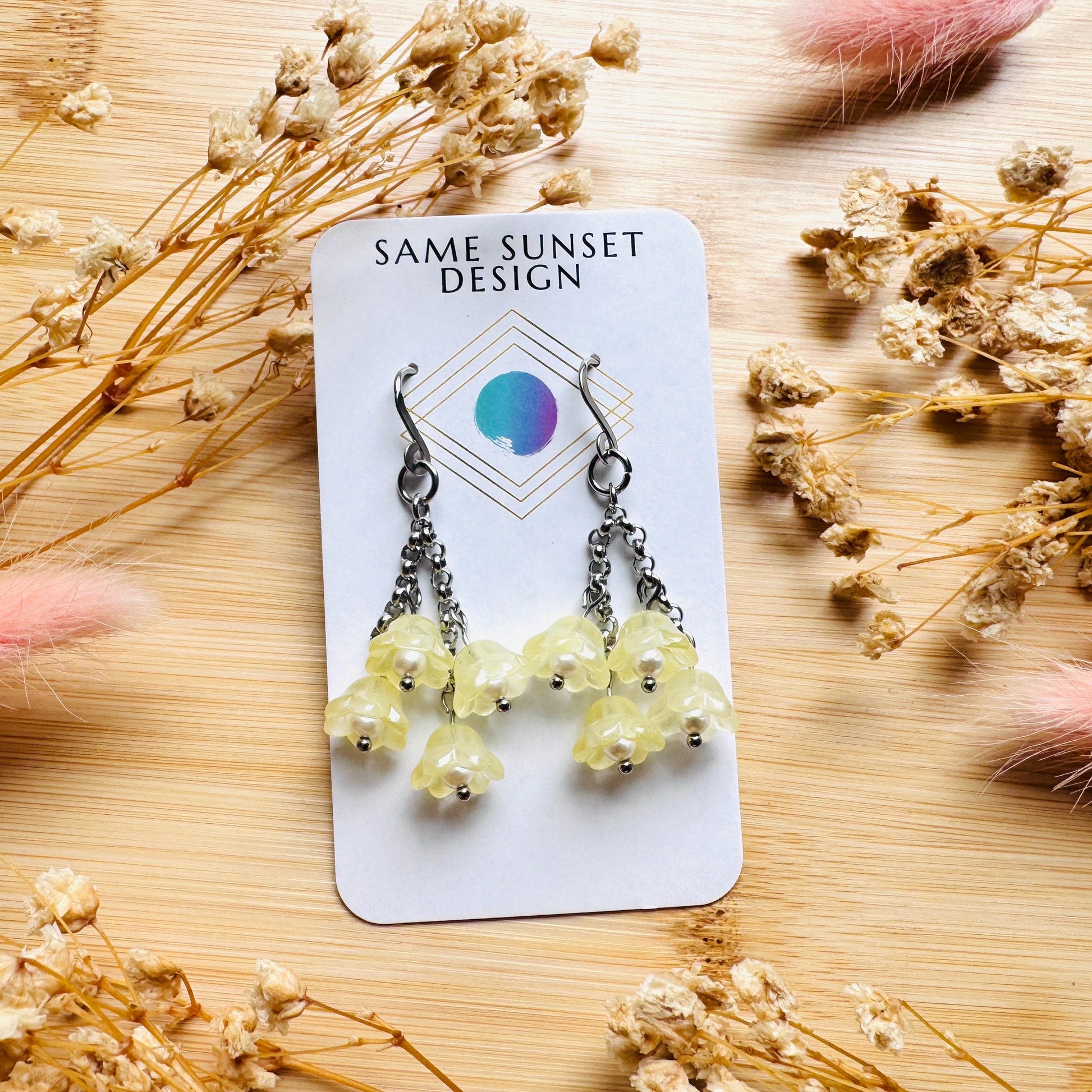 Glass Flower Earrings, Silver Earrings, Pearl Earrings Dangle, Goth Earrings, Bridesmaid Jewelry, Cottagecore Jewelry, Kawaii Gifts