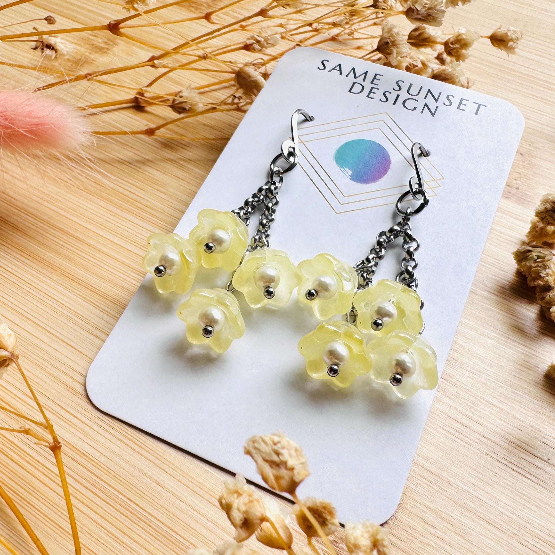 Glass Flower Earrings, Silver Earrings, Pearl Earrings Dangle, Goth Earrings, Bridesmaid Jewelry, Cottagecore Jewelry, Kawaii Gifts