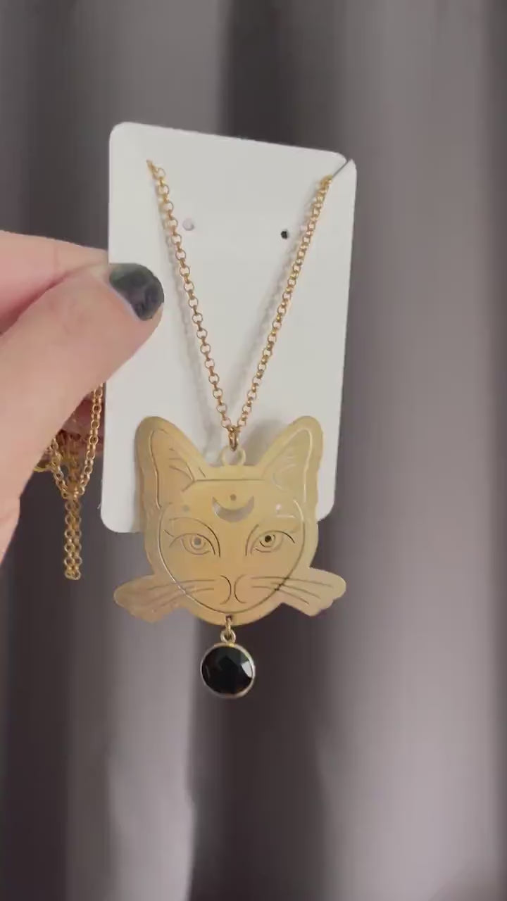 Cat Necklace, Chalcedony Necklace, Moon Jewelry, Witchy Gifts for Women, Celestial Jewelry Witchy, Trendy Jewelry 2023, Goth Necklace